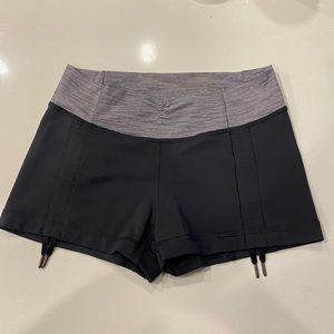 Lululemon Liberty Booty Shorts
